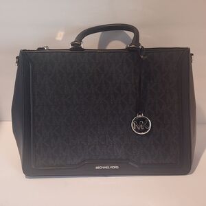 Michael Kors Jessie Monogram Tote